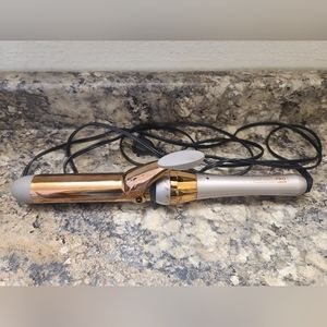 Infiniti Pro Conair Curling Iron